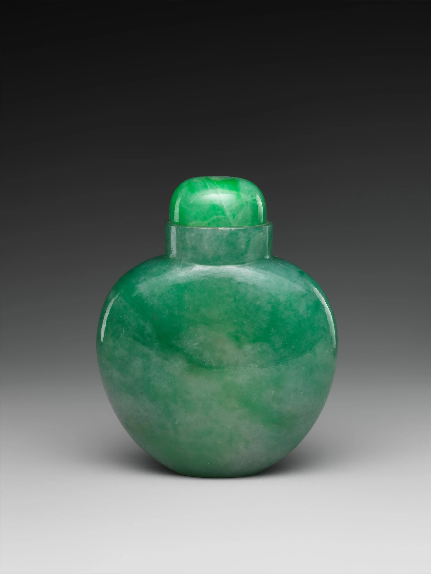 Snuff bottle, Jade (jadeite)